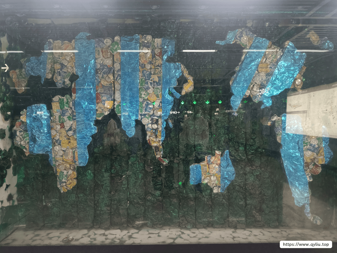 易拉罐做的世界地图